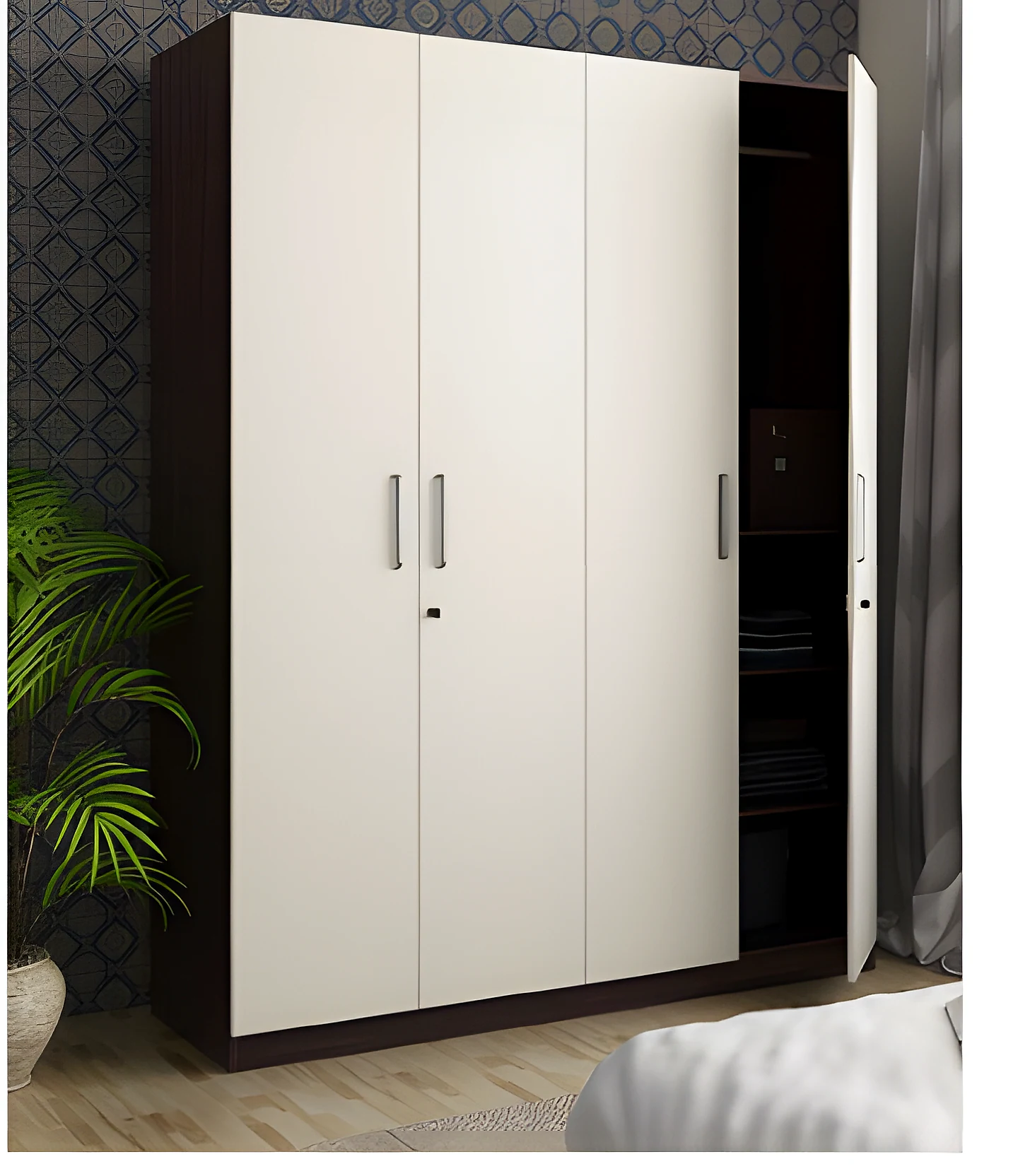 Ultima 4 Door Wardrobe